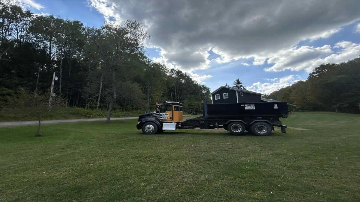 Rolloff container for construction projects in Western New York - Dumpster rental service from Town & Country Disposal